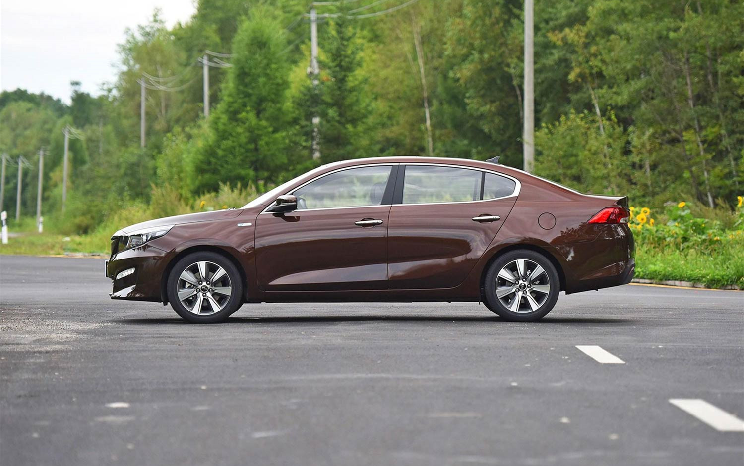 起亚凯绅19款优惠,名图合资车价格