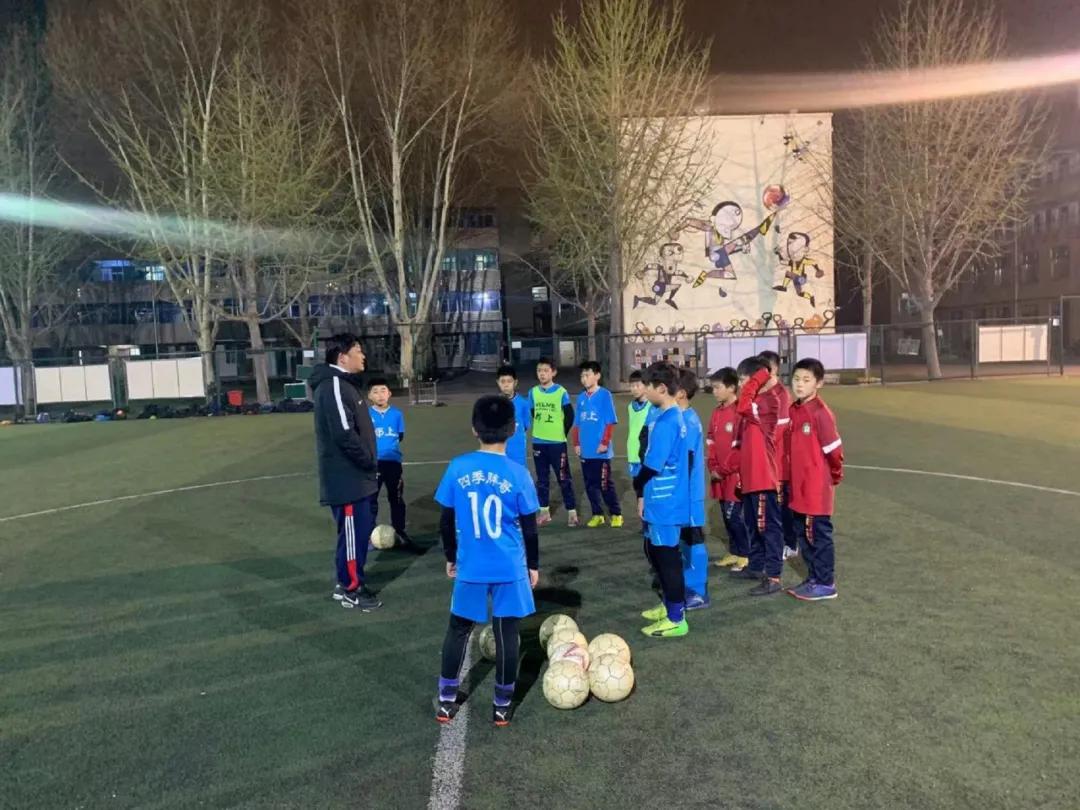 校园足球联赛郑上路,郑州郑上路小学足球队2013