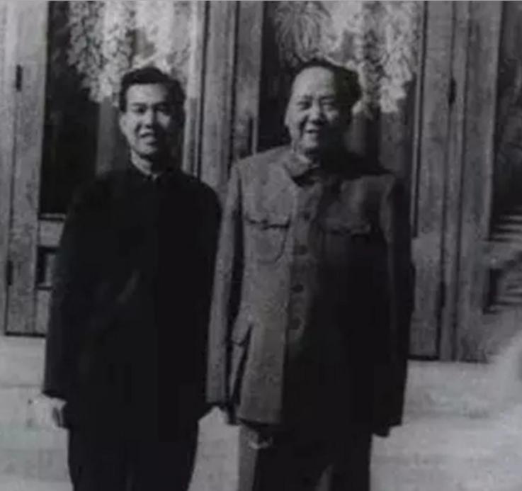 毛主席上交印尼侨胞送30公斤燕窝，10年后被取回，没敢让主席知道