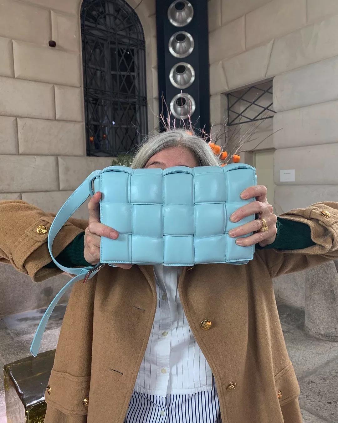 鞠婧祎与杨幂撞衫是谁先穿的,鞠婧祎穿山寨香奈儿