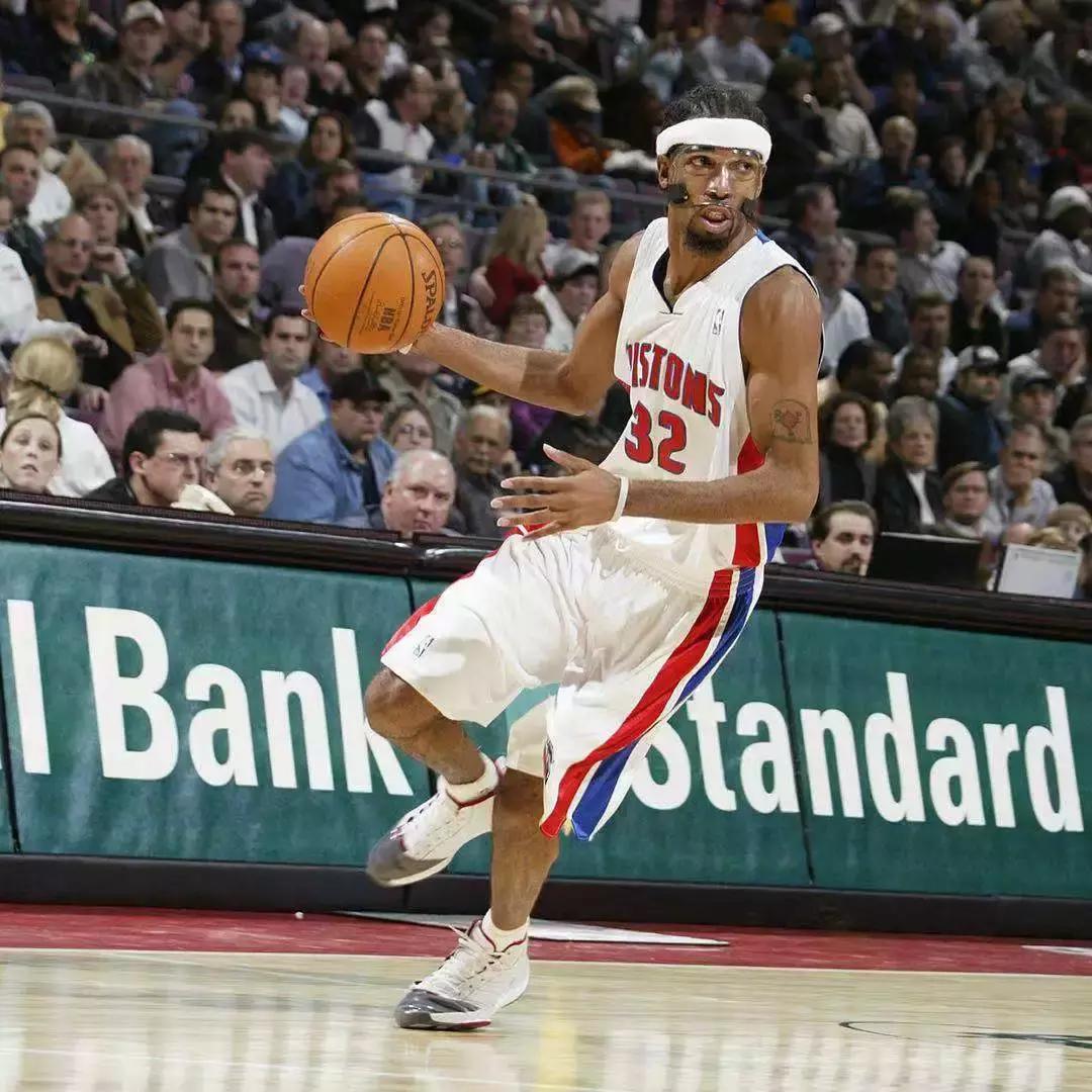 杜兰特遭遇左脚踝扭伤,杜兰特左脚脚踝扭伤最新伤情