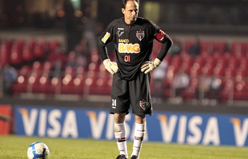 足坛那些难以复制的进球,足坛最难打破的十大纪录排名