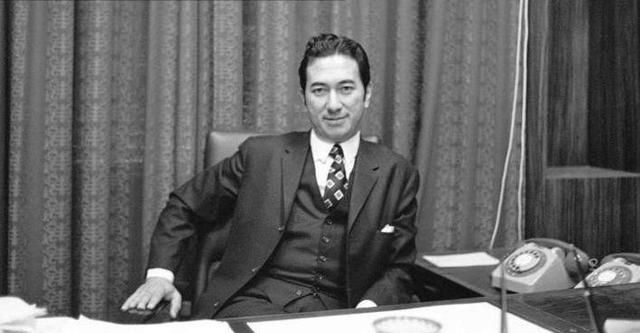 何鸿燊的传奇情史,和5个女人纠缠79年之久,风流半生却无一真爱