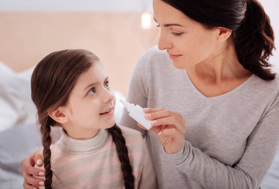 滴鼻剂的正确用法,十三味辛夷滴鼻液