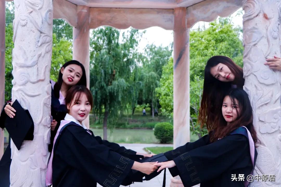 大片来袭！河南各高校凹造型毕业照绝对惊艳到你