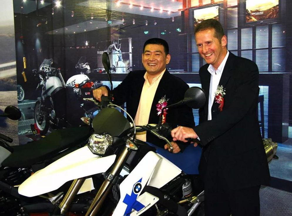 重庆隆鑫机车制造有限公司,隆鑫控股怎样化解危机