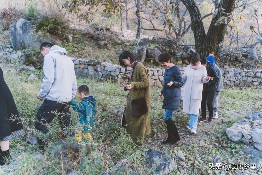 京郊集体出游民宿,京郊团建民宿小院烧烤
