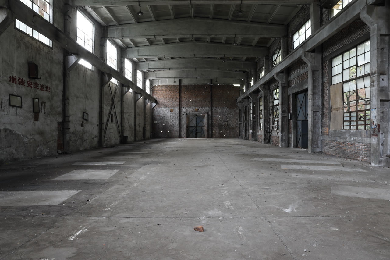 武汉轻型汽车制造厂,武汉特种车制造厂