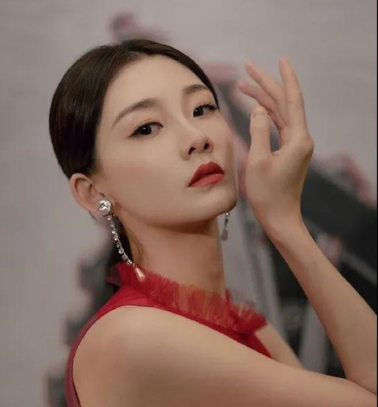 郑恺如何回应夜店事件,郑恺在夜店有多火