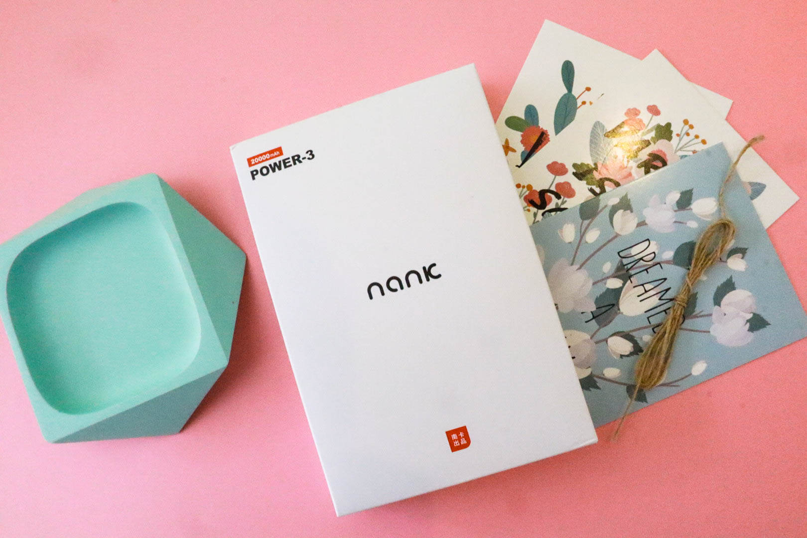 南卡magsafe磁吸无线充电宝pow3,南卡无线充电宝pow-1和pow-2