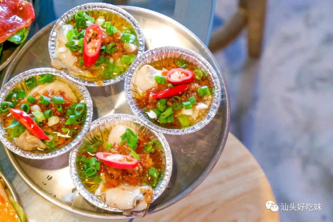 汕头shou家「油桶烤肉」，在桶上吃