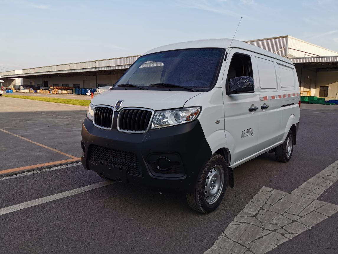 2024款小海狮x30五座详细介绍,小海狮3.39万落地多少钱