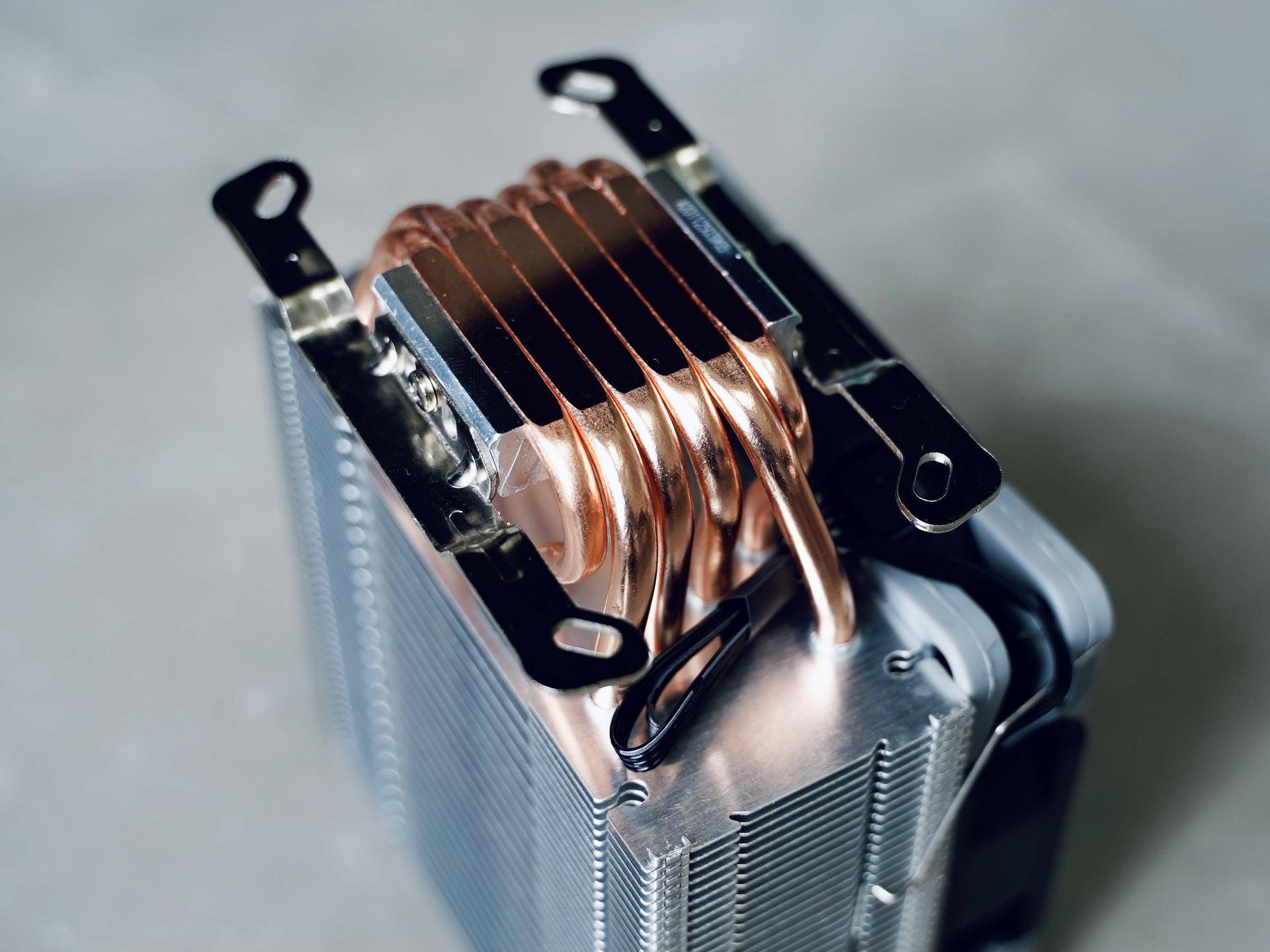 超频三东海x7能压住5600x吗,超频三东海x7测评