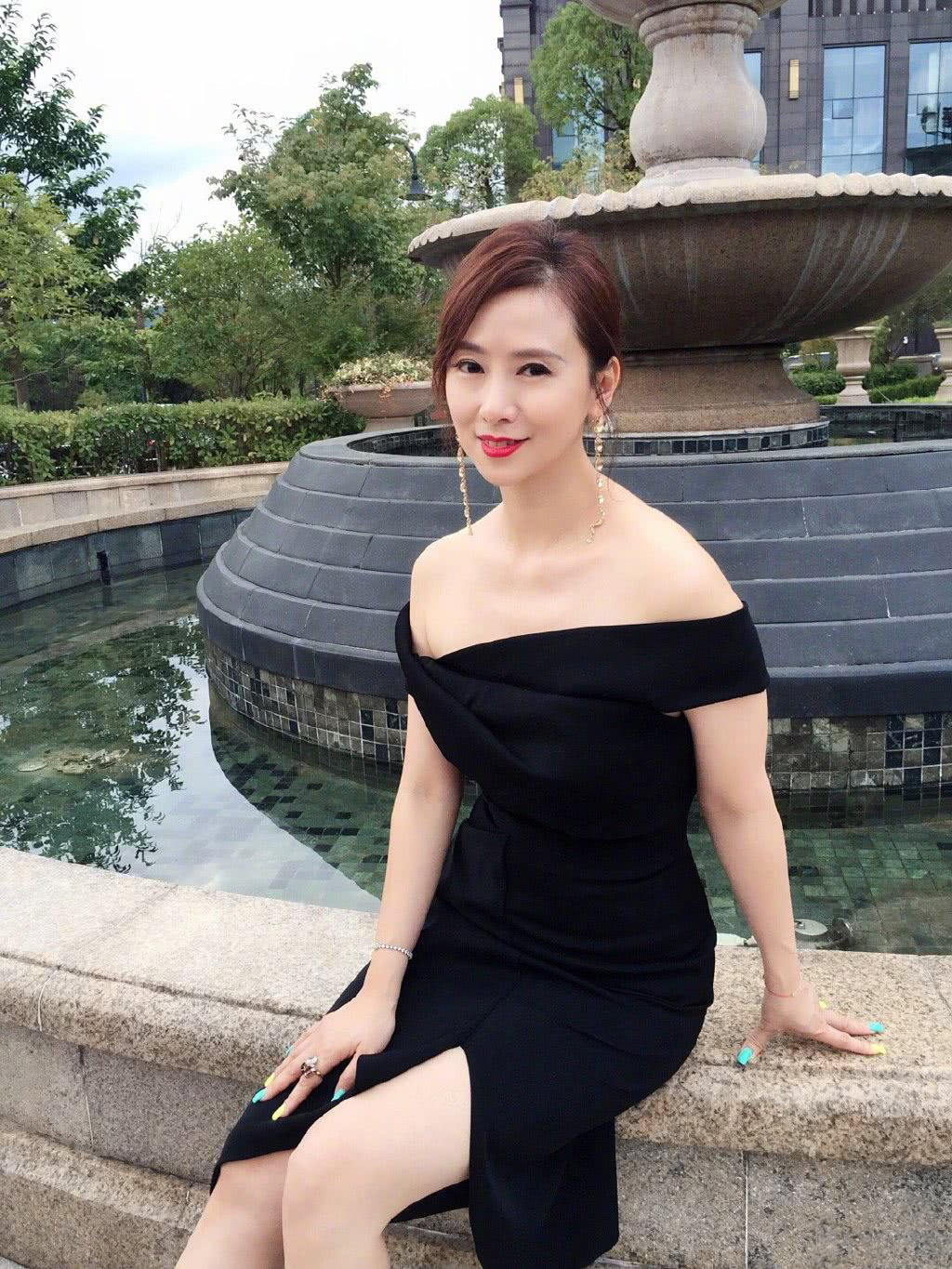 翁虹为什么嫁给了黑泽明,翁虹为何嫁给杨振宁