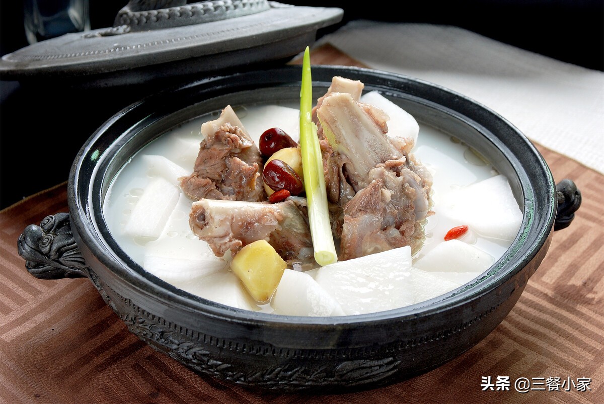 酒店大厨炖肉类正确方法,酒店大厨教排骨汤怎么炖最好喝