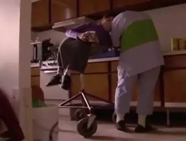 连体人一个死了另一个咋办,连体人去世另一个人有什么后果