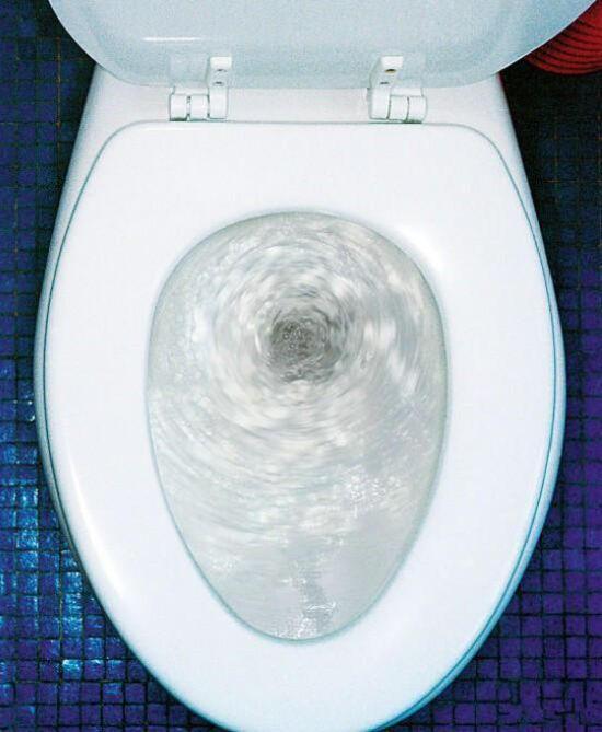 toto直冲式马桶和虹吸式马桶区别,怎么知道马桶是直冲式还是虹吸式