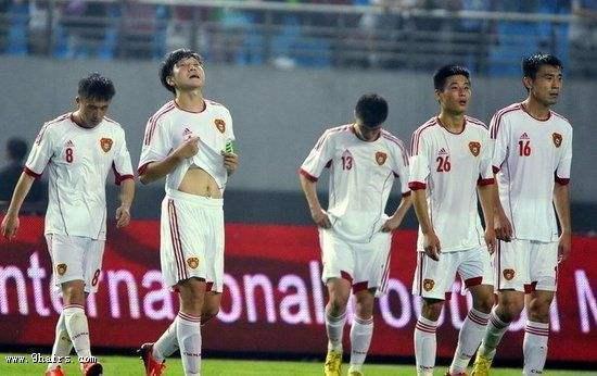 国足怎么走出泥潭,国足致命弱点深度解析