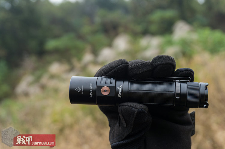 没有硝烟的消杀战疫，FenixLD32UVC手电