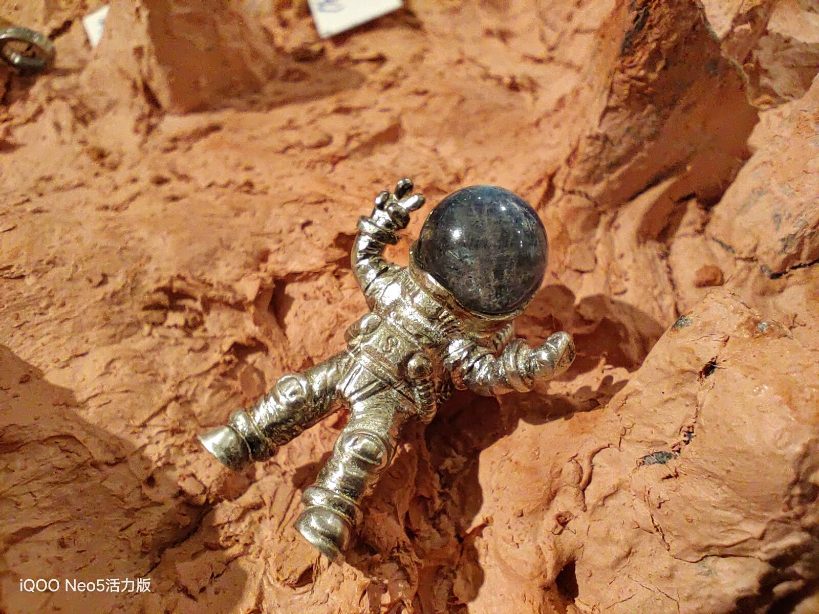 iqooneo5活力版评测效果,iqooneo5活力版原神测评