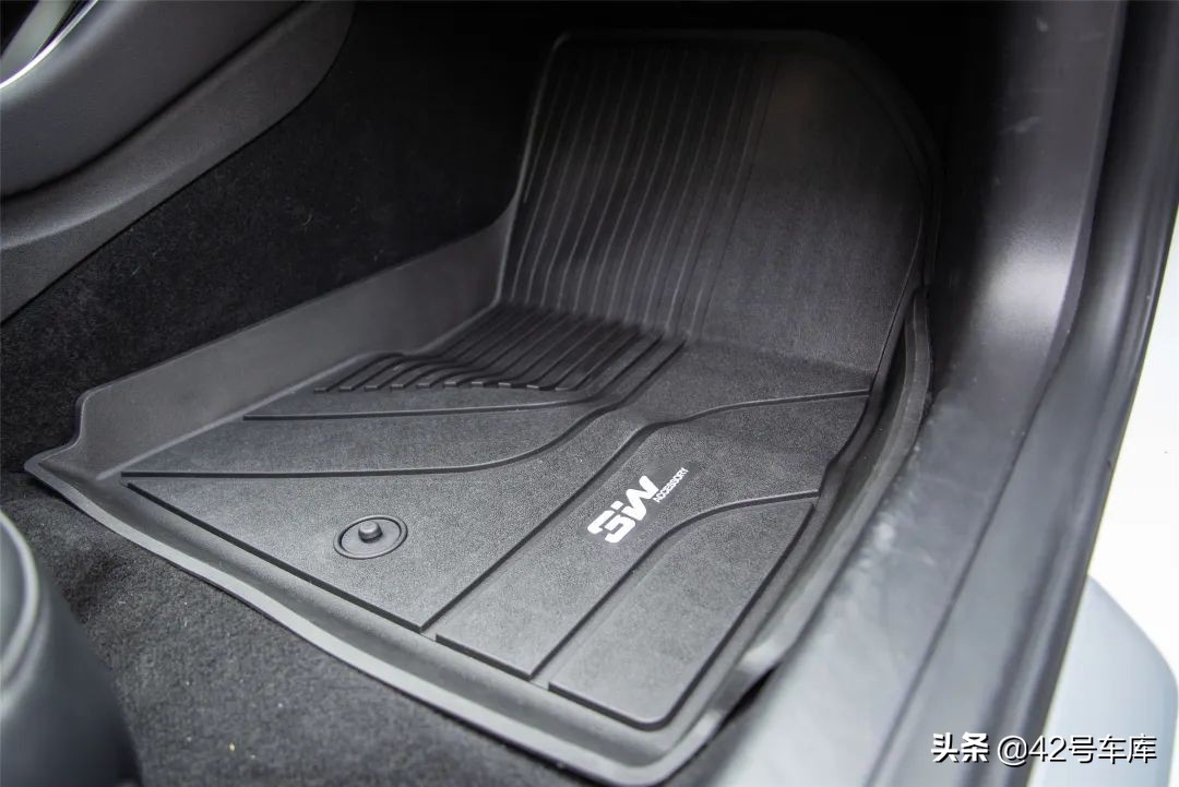 特斯拉model3买什么样脚垫,脚垫你们都买哪个