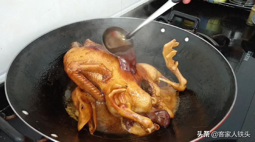 鸭配什么料最好吃,老鸭放什么料煲好