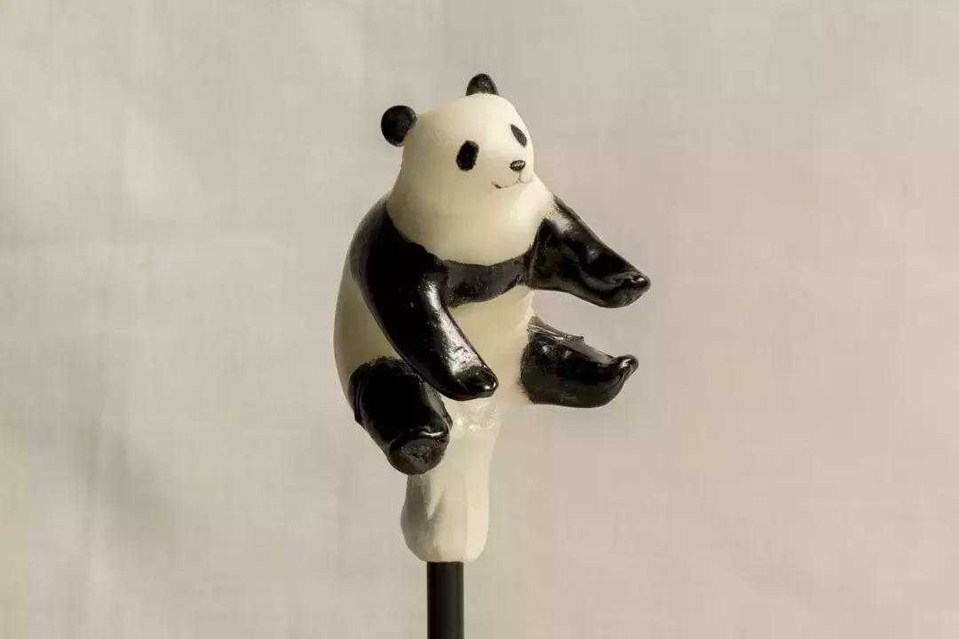 21岁日本小伙立志复兴糖艺制作，5分钟捏出金鱼熊猫，你舍得吃吗