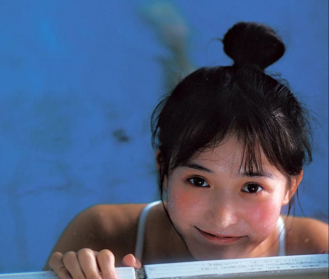 香奈儿口红495支的哪个颜色最好看,黄黑皮香奈儿口红58试色