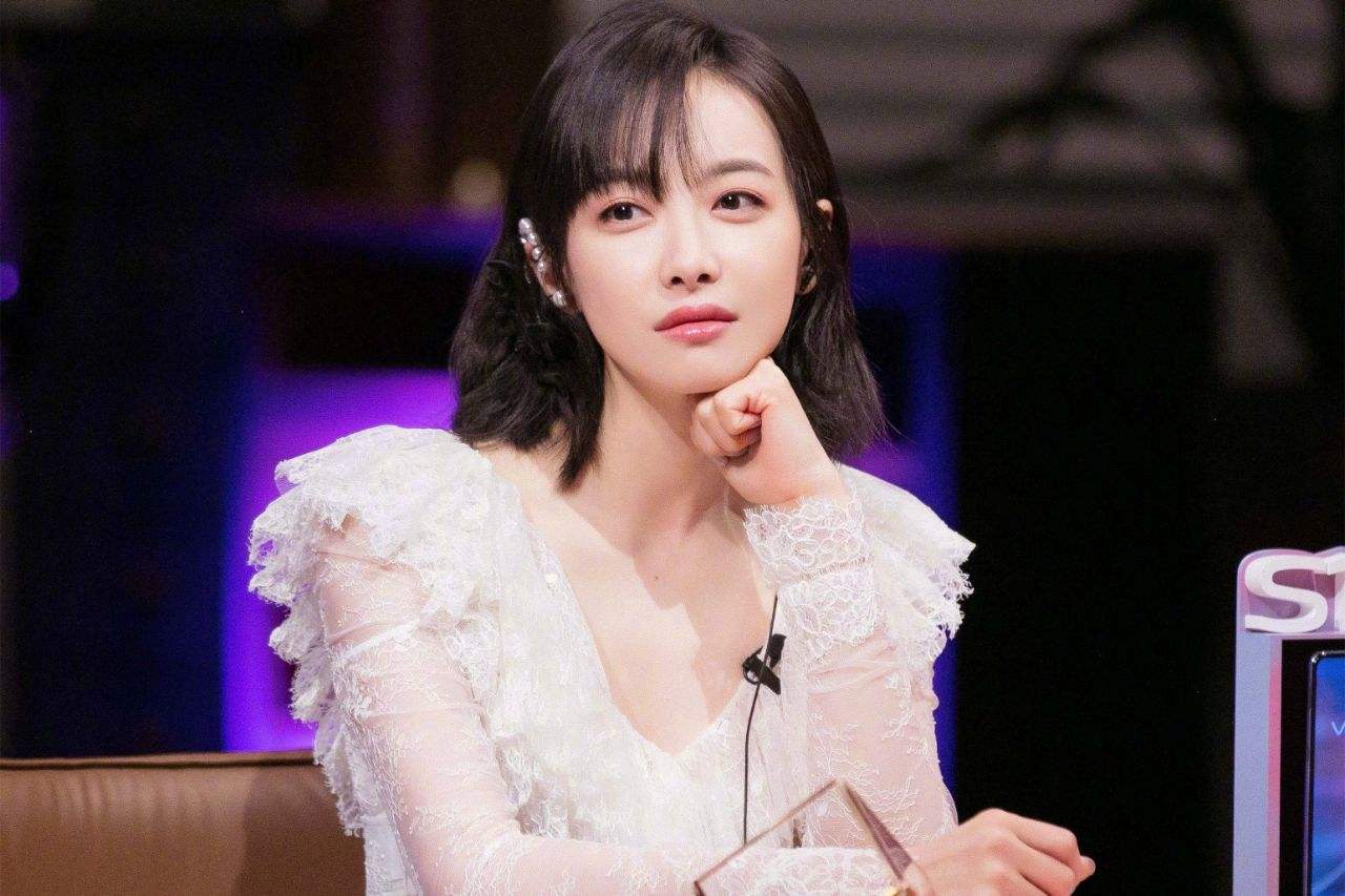 底子不错的女生怎么提高颜值,长相不秀气的女生适合什么风格