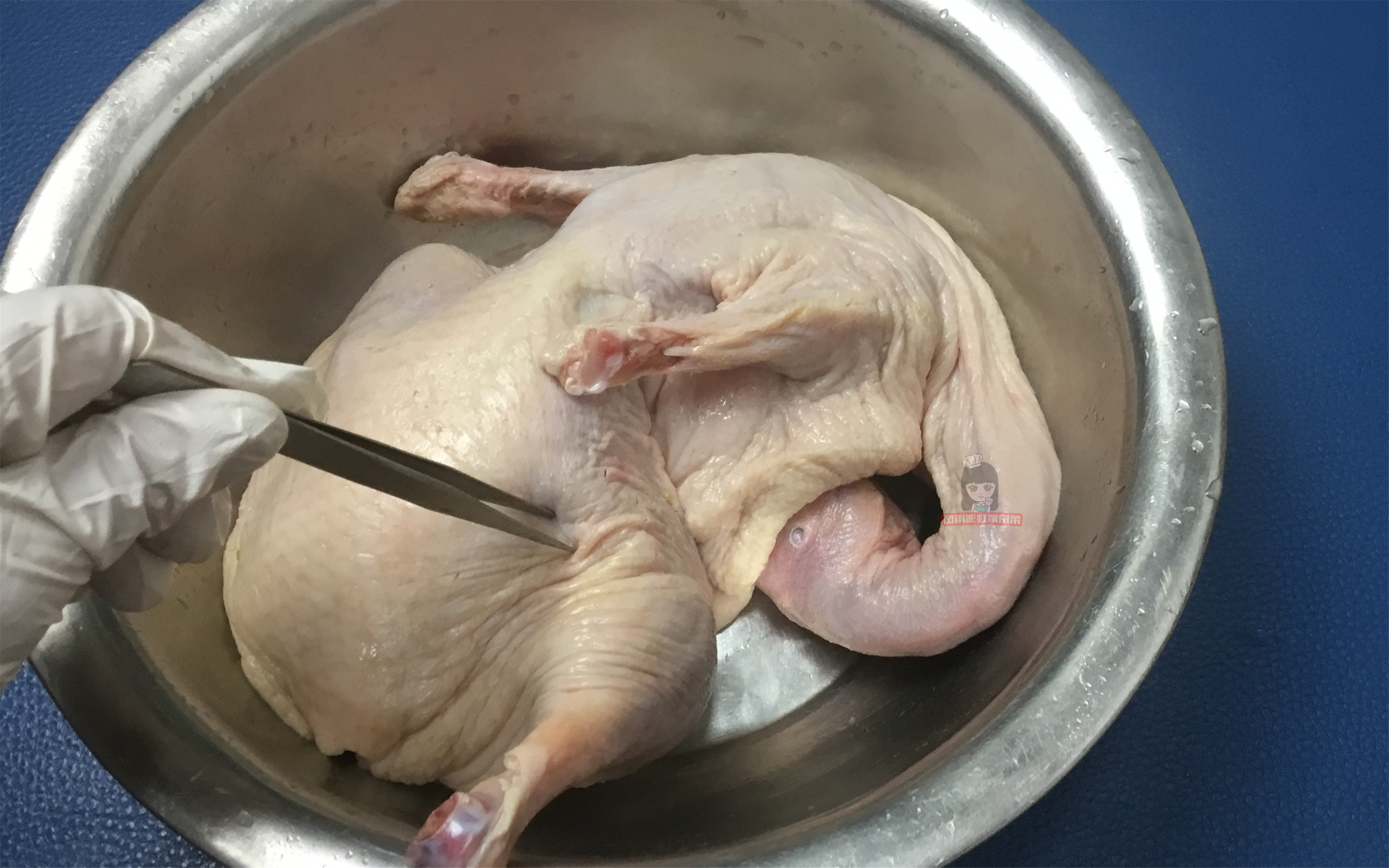 教你学正宗烤鸭,烤鸭怎么烤出来皮不干不柴呢