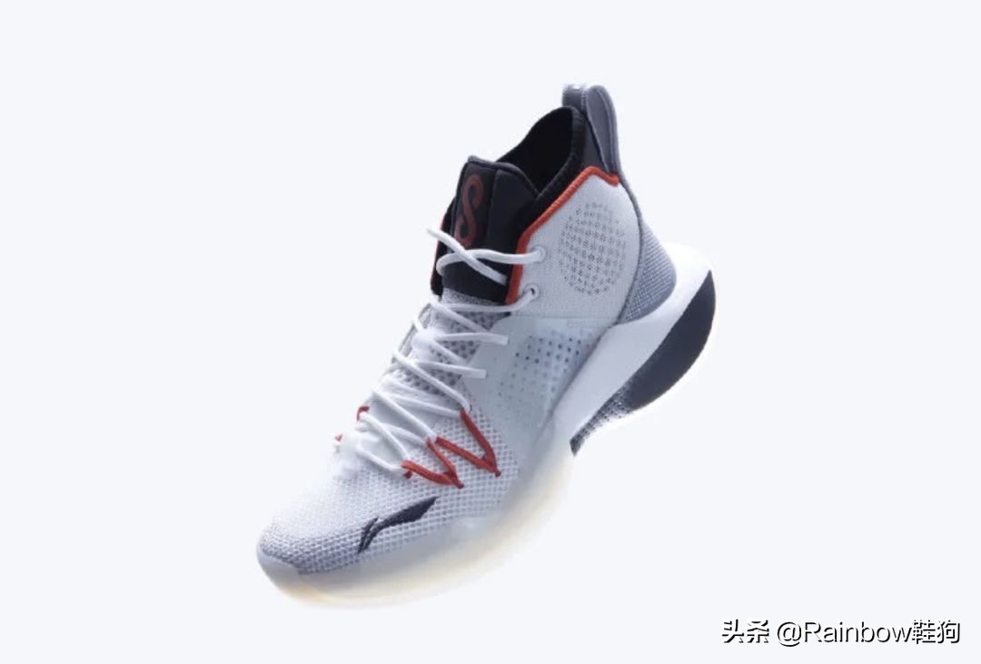 李宁音速8测评,音速8pe版和普通版的区别