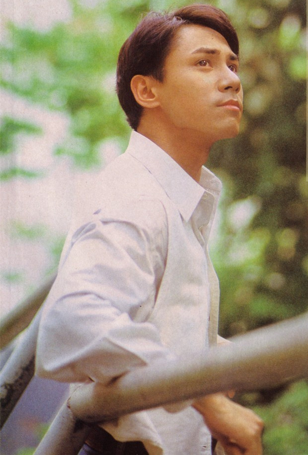 香江群音之书生无用•黄凯芹