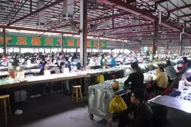 玉石文玩市场,中国玉石原石市场