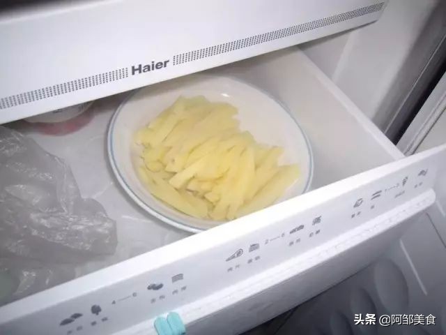 自制外酥内嫩薯条,偏软的薯条家庭自制做法