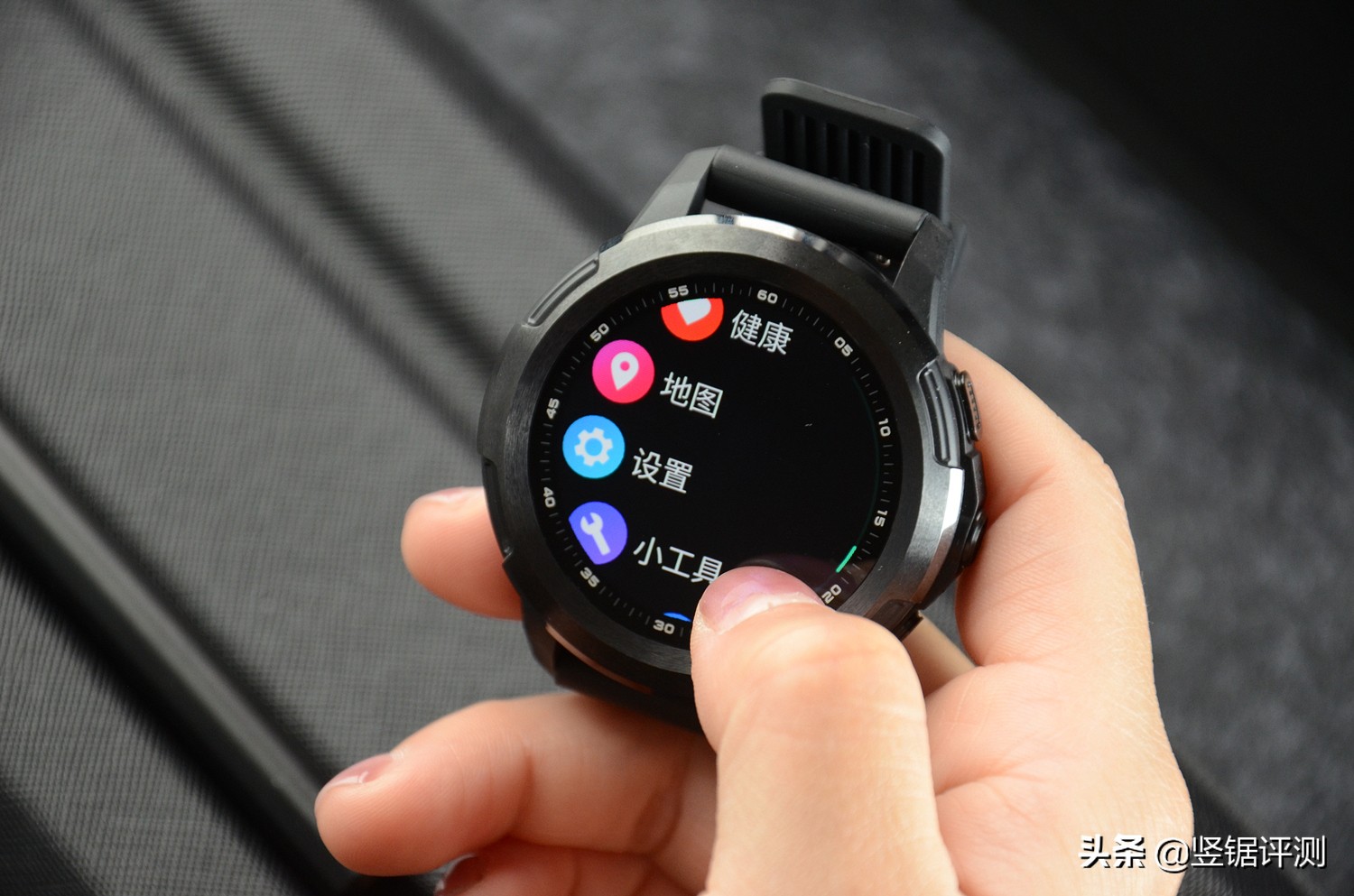 jeep智能手表值不值得入手,jeep手表全面解说