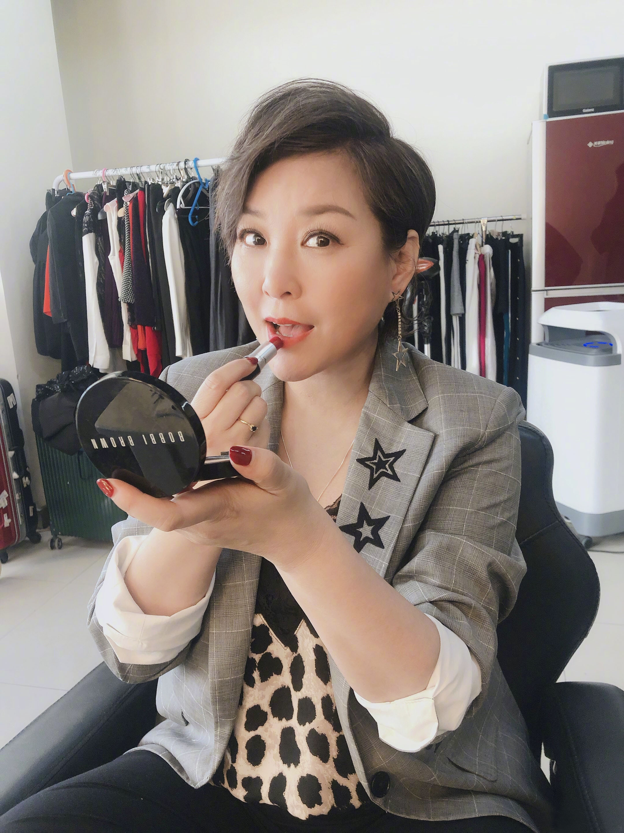 李静创业故事视频播放,李静谈女强人的心酸