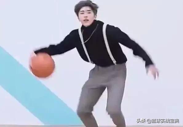 掌握篮球基础技术与训练,篮球基本功运球教学7-9岁