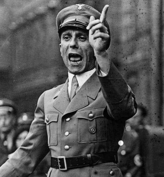 二战德国军官戈培尔,二战德国震撼场面戈培尔