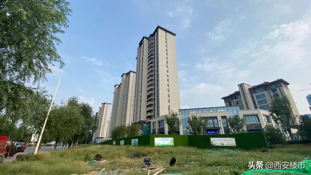 2万/㎡的香湖湾1号，建设进度和周边究竟如何？