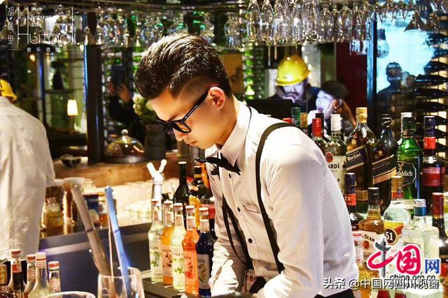 新经济新动能蓬勃发展,新消费引领经济转型