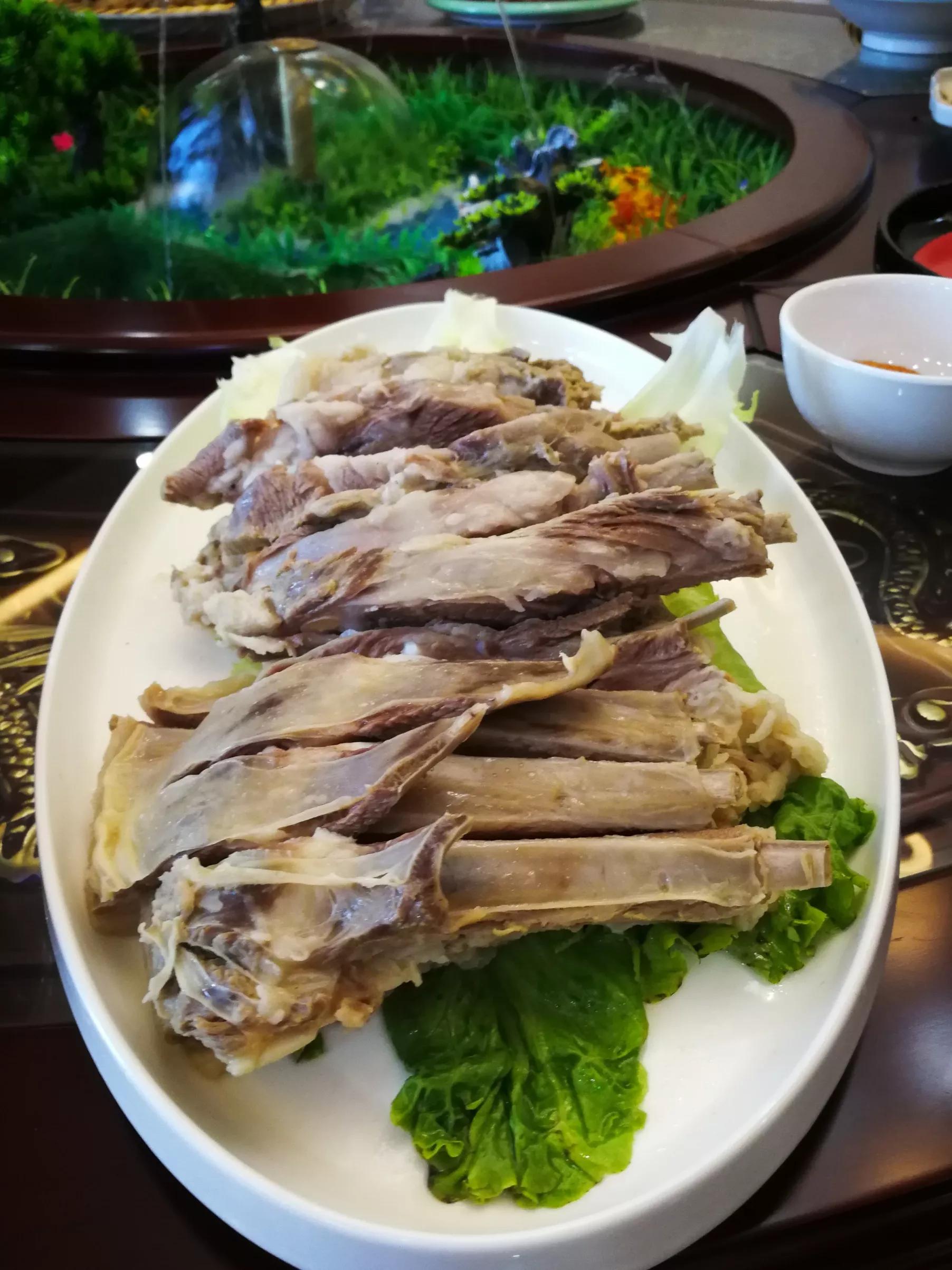 神龙药业邀请汉中各界人士“共庆七夕，畅话神农”