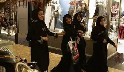 中国女孩嫁给迪拜富豪,嫁给迪拜富豪的中国女孩