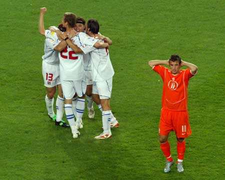 欧洲杯捷克荷兰经典战绩,欧洲杯经典战役2008