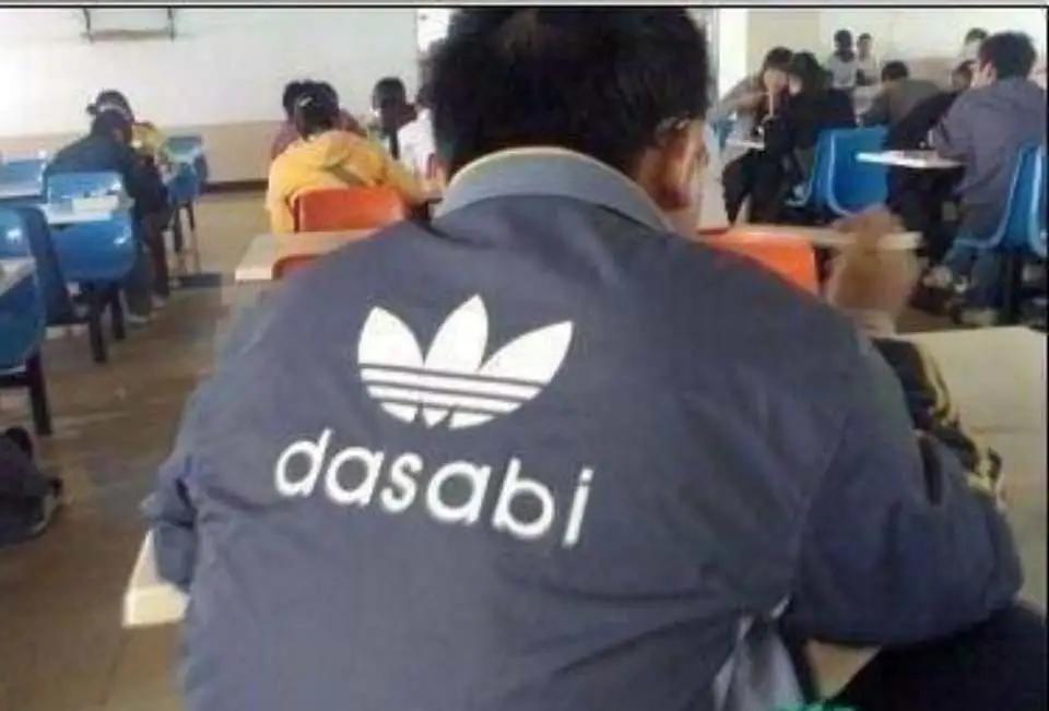 点进这篇推送前，你不知道衣服印花能多有梗