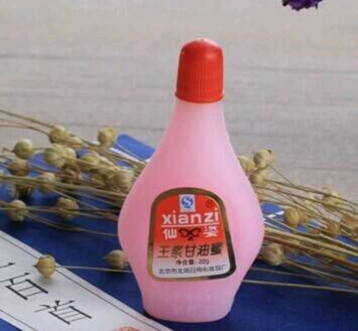 女人为什么钟爱化妆品,女人对化妆品的痴迷度