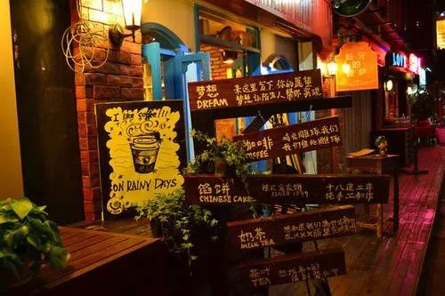 地铁3号线景观,地铁三号线的沿途风景