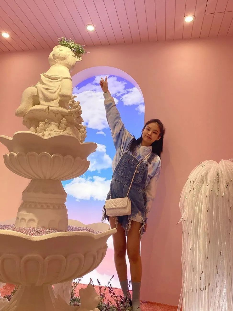 背带裤果然很减龄看起来很少女啊,哪种背带裤既减龄又不过时