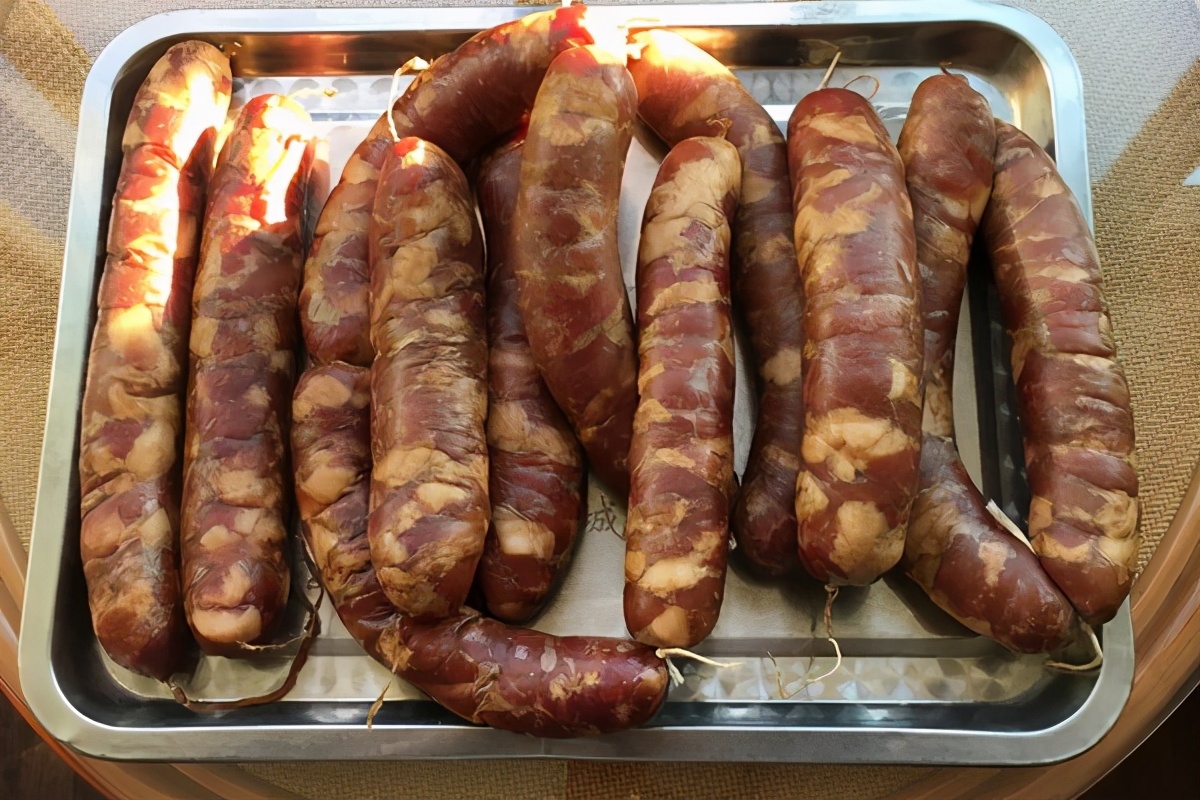 想要腊肠灌的香一定要收藏,想灌20根腊肠多少肉