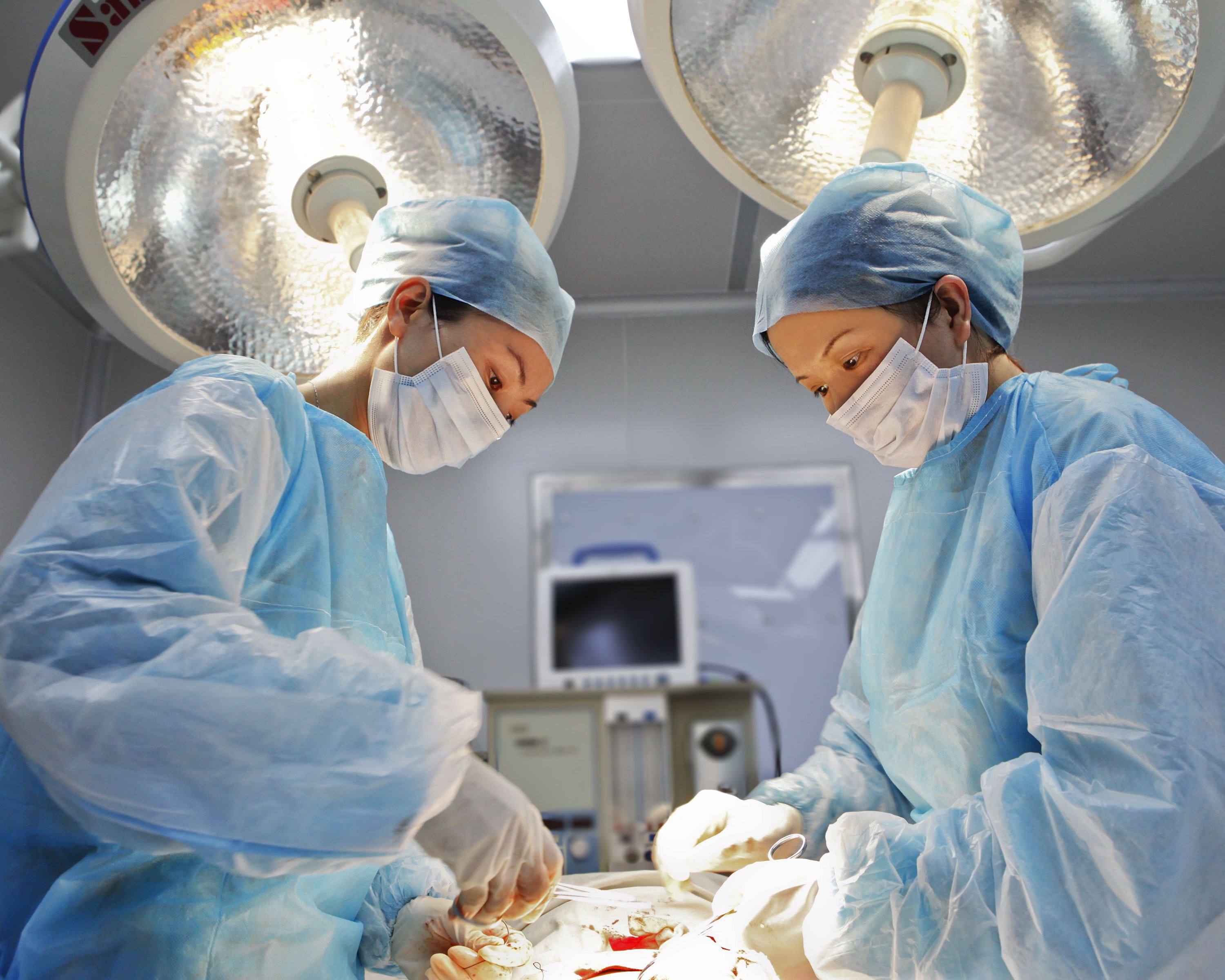 《医师法》：法律赋予医师这些救治权！再不怕患者家属胡搅蛮缠了