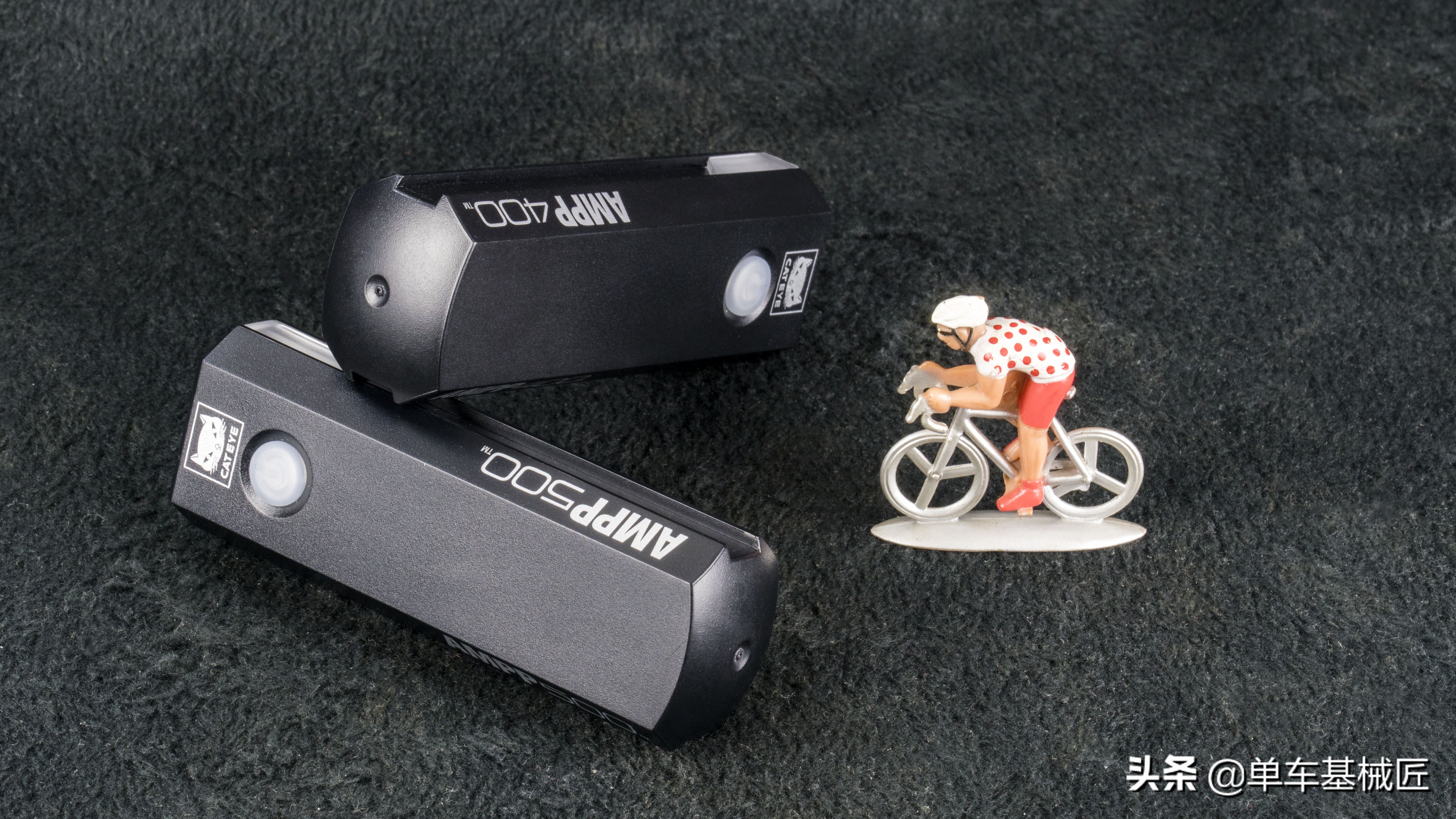 猫眼的信号灯闪红色怎么回事,猫眼上的灯为什么有时会亮